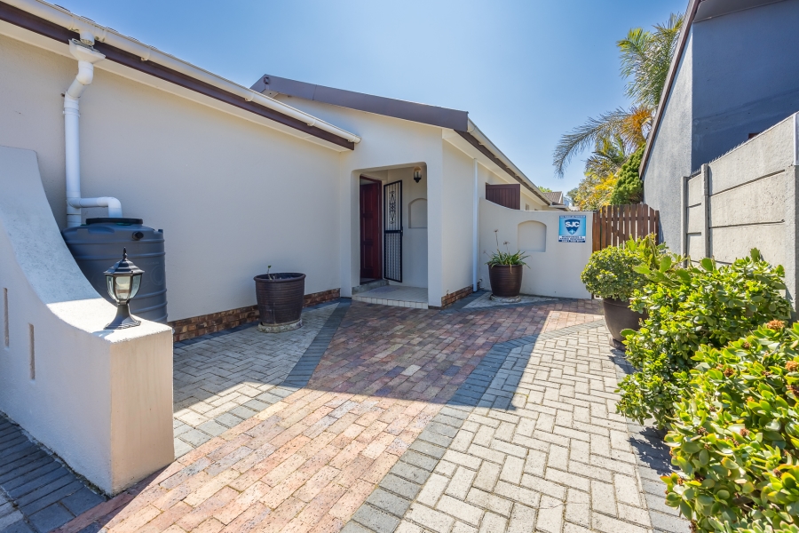 3 Bedroom Property for Sale in Protea Heights Western Cape